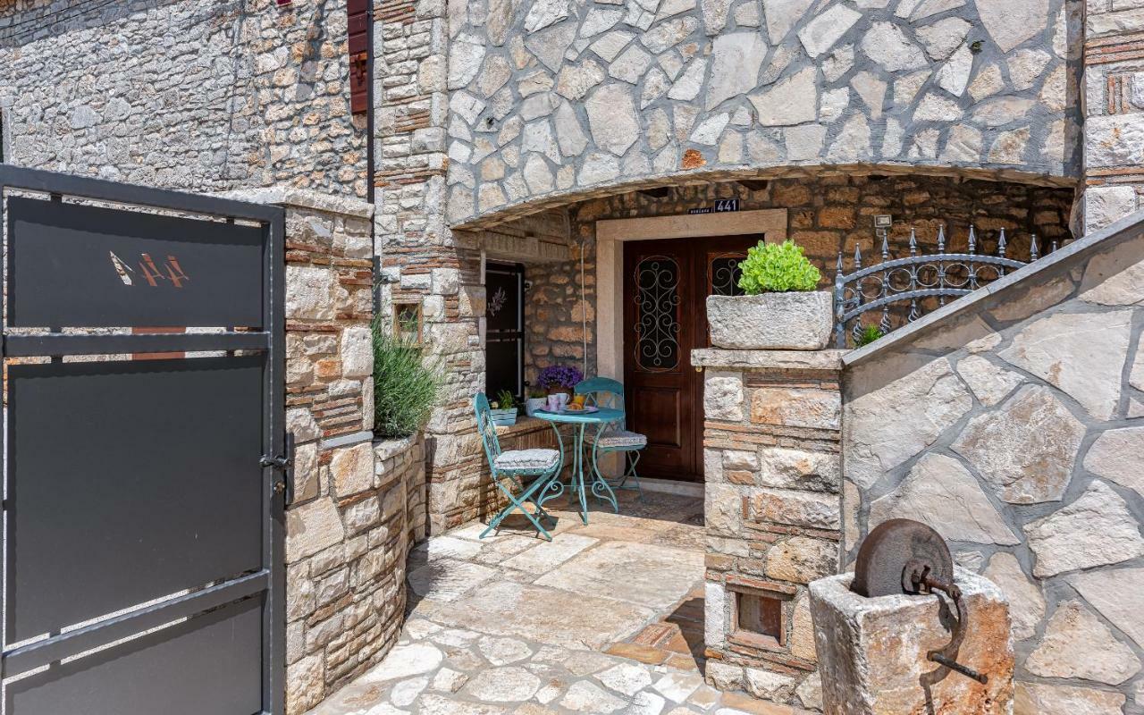 Casa Di Roccia Villa Marčana Exterior foto