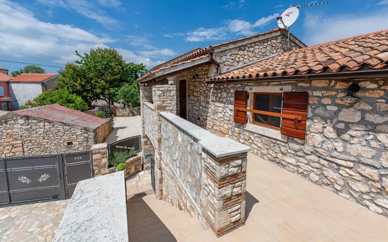 Casa Di Roccia Villa Marčana Exterior foto
