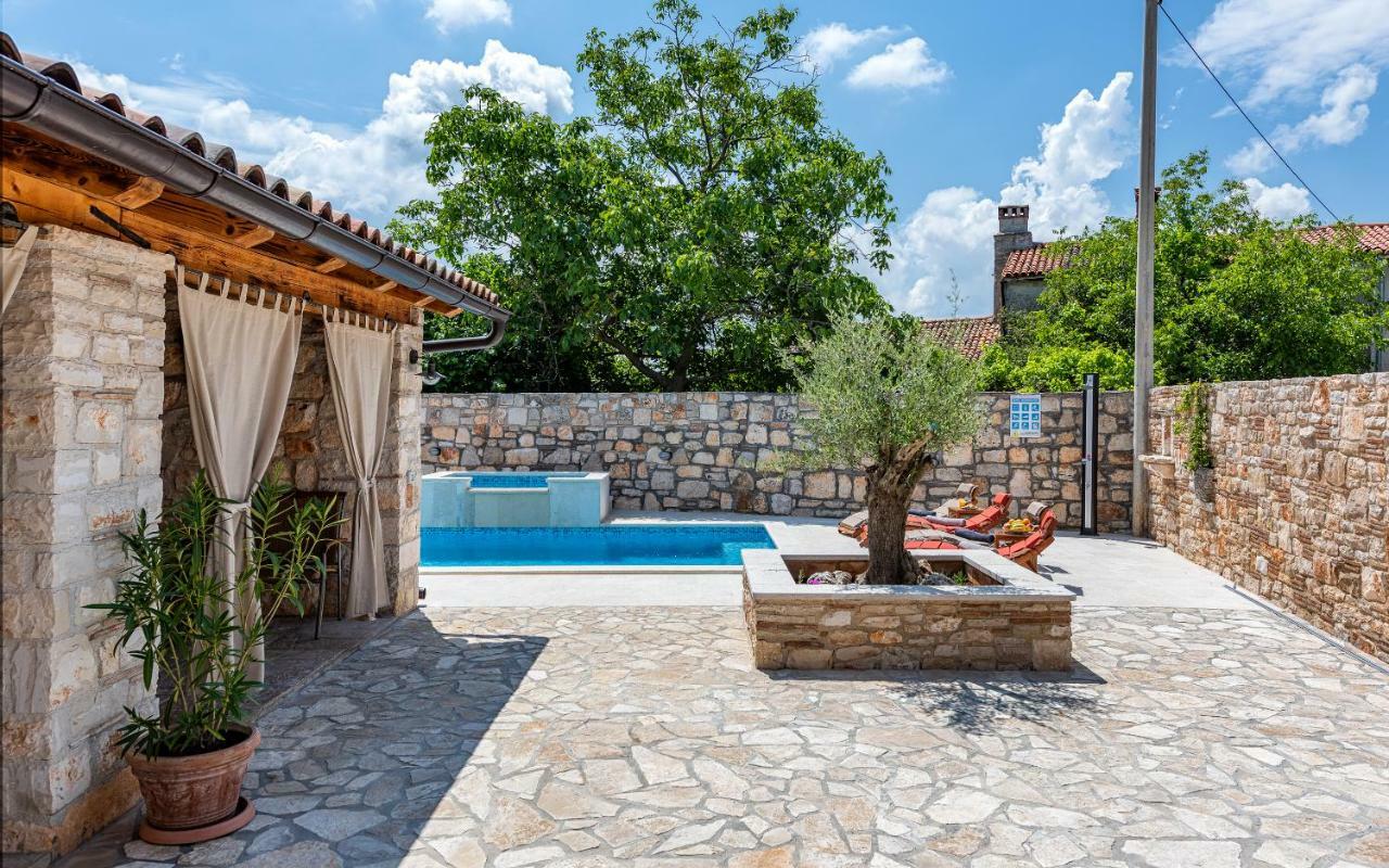 Casa Di Roccia Villa Marčana Exterior foto